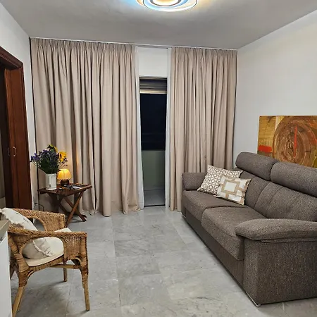 Plaza Centro דירה *